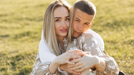 Эммануэль и Брижит Макрон: 10 фото, история любви супругов | Tatler Россия