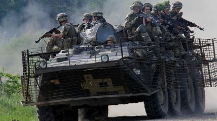Ситуация на Донбассе резко обострилась, военные несут потери 