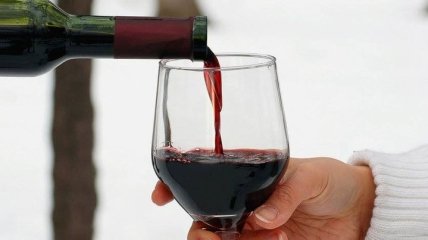 Врачи раскрыли пользу красного вина для вашего организма и кожи
