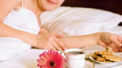 Как холодный кофе влияет на интимные отношения 