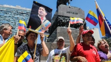 Акция в поддержку Чавеса проходит в столице Венесуэлы