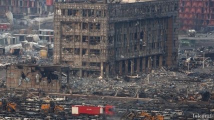 Погибших при взрыве в китайском Тяньцзине уже 50 человек