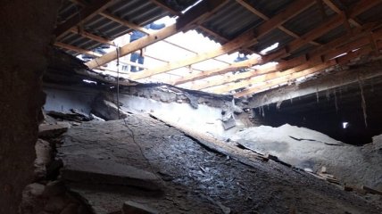 В школе под Николаевым произошел взрыв в школе - бетонная плита придавила человека (фото)