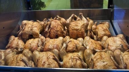 В Нигерии изъяли жареных цыплят с кокаином