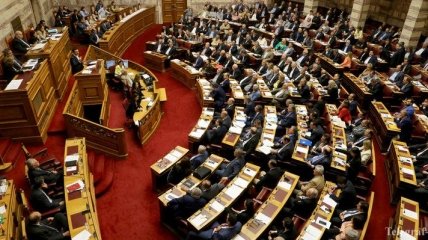 Парламент Греции принял пакет мер бюджетной экономии