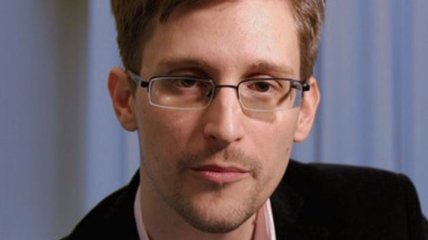 Сноудену на два года продлили вид на жительство в России