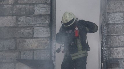 Еще один пожар: на Киевщине горела мебельная фабрика