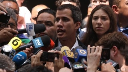Гуайдо рассказал о шагах по отстранению Мадуро от власти