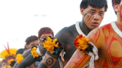Борьба за выживание: ужасающее притеснение коренных народов Бразилии (Фото) 