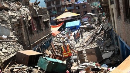 В Непале обнаружены тела 4 иностранцев, погибших в землетрясении
