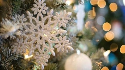 Длинные каникулы и рабочие субботы: как будут отдыхать украинцы на Новый год и Рождество
