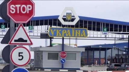 Очереди на границе: заробитчане возвращаются в Польшу