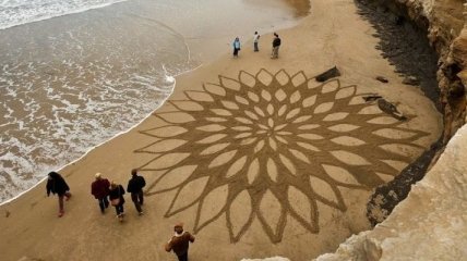 Неповторимые рисунки на песке, которые вызывают восторг (Фото)