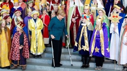Ангела Меркель впервые после травмы появилась на публике 