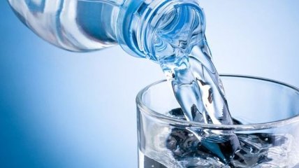 Названы главные причины пить много воды