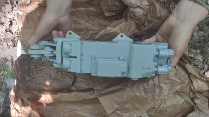 Мужчина попался на попытке пронести в Украину крупную партию военного оборудования из России (фото, видео)