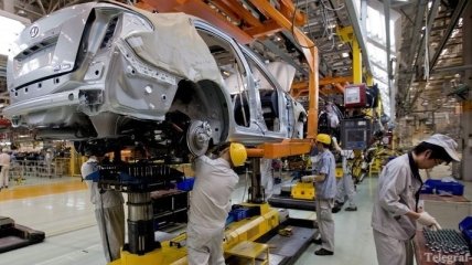 Японский автоконцерн "Тойота" объявил о приостановке работ