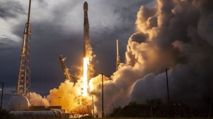 И еще 60 спутников Starlink: в SpaceX анонсировали новый запуск Falcon 9