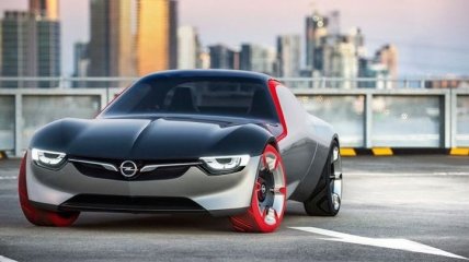 Opel заинтриговал автолюбителей новой неизвестной моделью