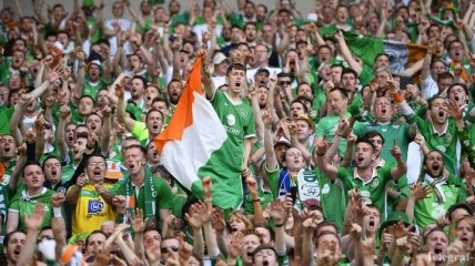 Ирландцы напомнили англичанам о беспорядках на Евро-2016 (Видео)