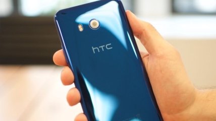 HTC презентовала безрамочный смартфон U11 Plus