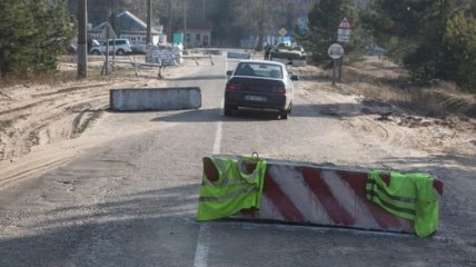 На подъездах к Днепропетровску начали возводить блок-посты
