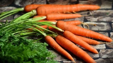 Лечение морковью: при язве, простуде, геморрое и веснушках