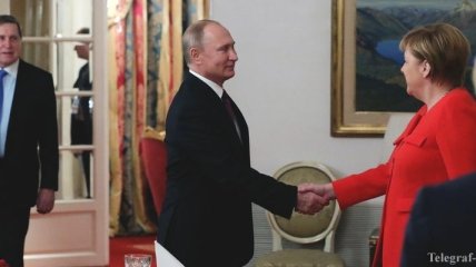 Меркель встретилась с Путиным на саммите G20