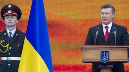 Янукович поблагодарил ветеранов за отвагу 