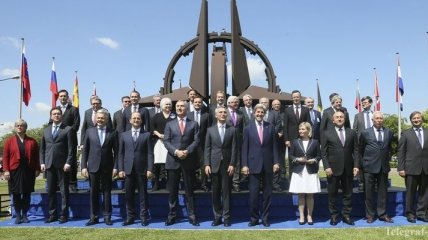 В НАТО подписан протокол о вступлении Черногории в альянс