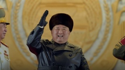 Северная Корея показала "самое мощное оружие в мире" (фото)