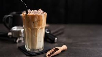 Холодна кава фрапе