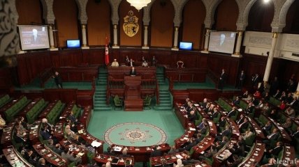 Тунис ввел смертную казнь за терроризм