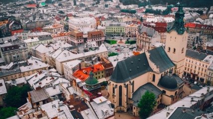 У Львові планують оформити фасади будинків муралами історичних осіб (Фото)