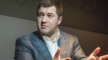 Суд отказался обязать Насирова сдать загранпаспорт