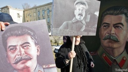 В Грузии демонтирован еще один памятник Сталину 