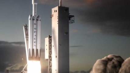 Маск назвал дату запуска Falcon Heavy, предназначенную для туристических полетов