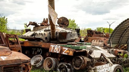 "Хорошая тенденция": аналитики рассказали о ежемесячных потерях в танках Украины и России