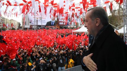 Реджепу Тайипу Эрдогану стало плохо в прямом эфире