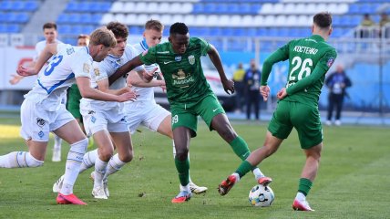 "Динамо" - "Карпаты"