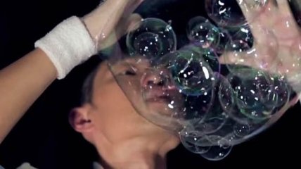 Мыльная магия: неповторимое шоу от китайского артиста (Видео)
