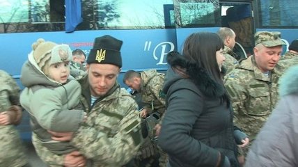 В Житомире встретили бойцов 95-й аэромобильной бригады