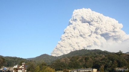 В Японии произошло новое извержение вулкана Симмоэ (Видео)