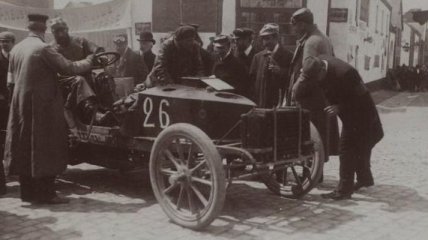 Интересные ретро-снимки: авто-мото-гонки начала XX века (Фото)