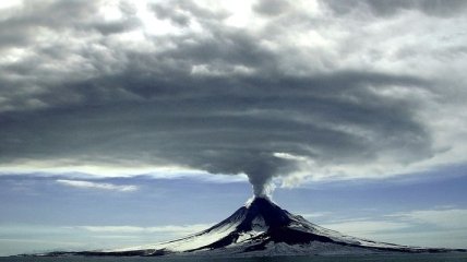 В Індонезії вдруге за місяць прокинувся вулкан Мерапі