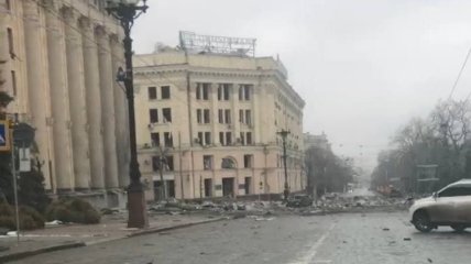 Центр Харькова снова обстреляли