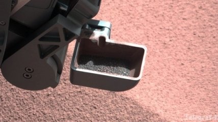 Взяты первые пробы марсианской почвы