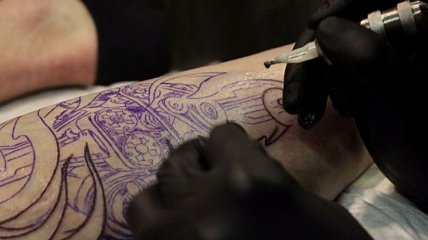 В побочных реакциях от нанесения татуировок могут быть виноваты иглы 