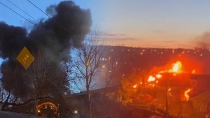 Масштабный пожар в Иркутске после падения истребителя