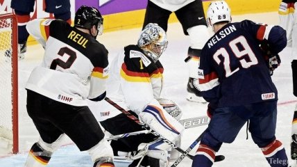 ЧМ-2017 по хоккею: Канада разбила чехов, Германия обыграла США (Видео)